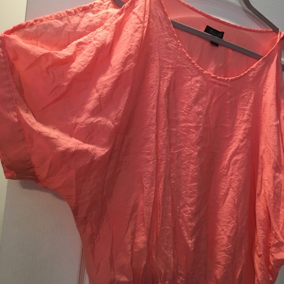 Coral Blowsy top with cold shoulder - Picture 2 of 5